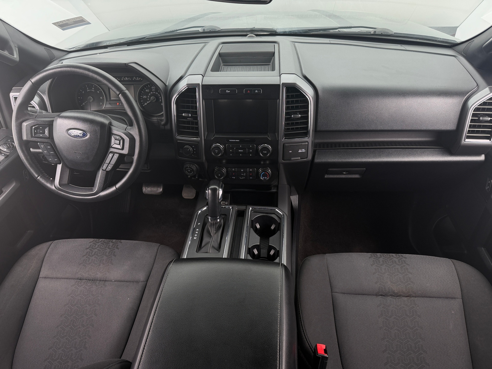 Thumbnail: 2020 Ford Econoline - 3