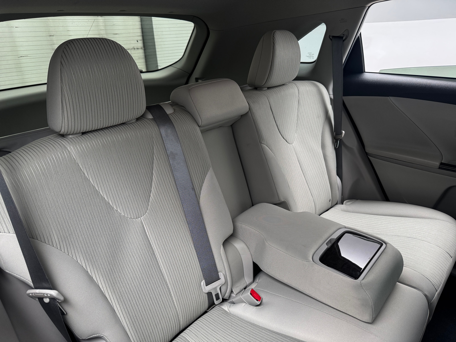 Thumbnail: 2015 Toyota Venza - 6