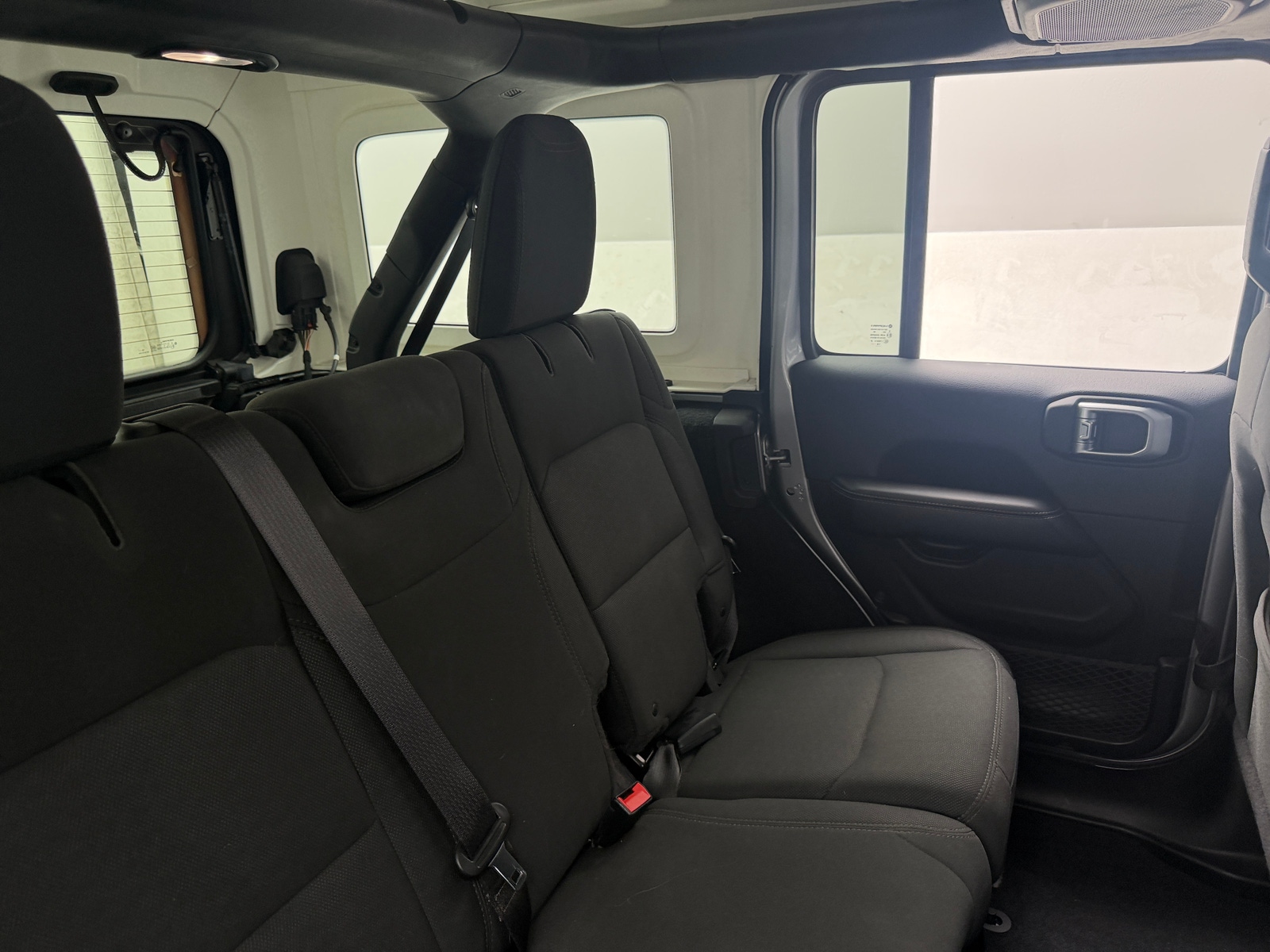 Thumbnail: 2018 Jeep Wrangler - 6