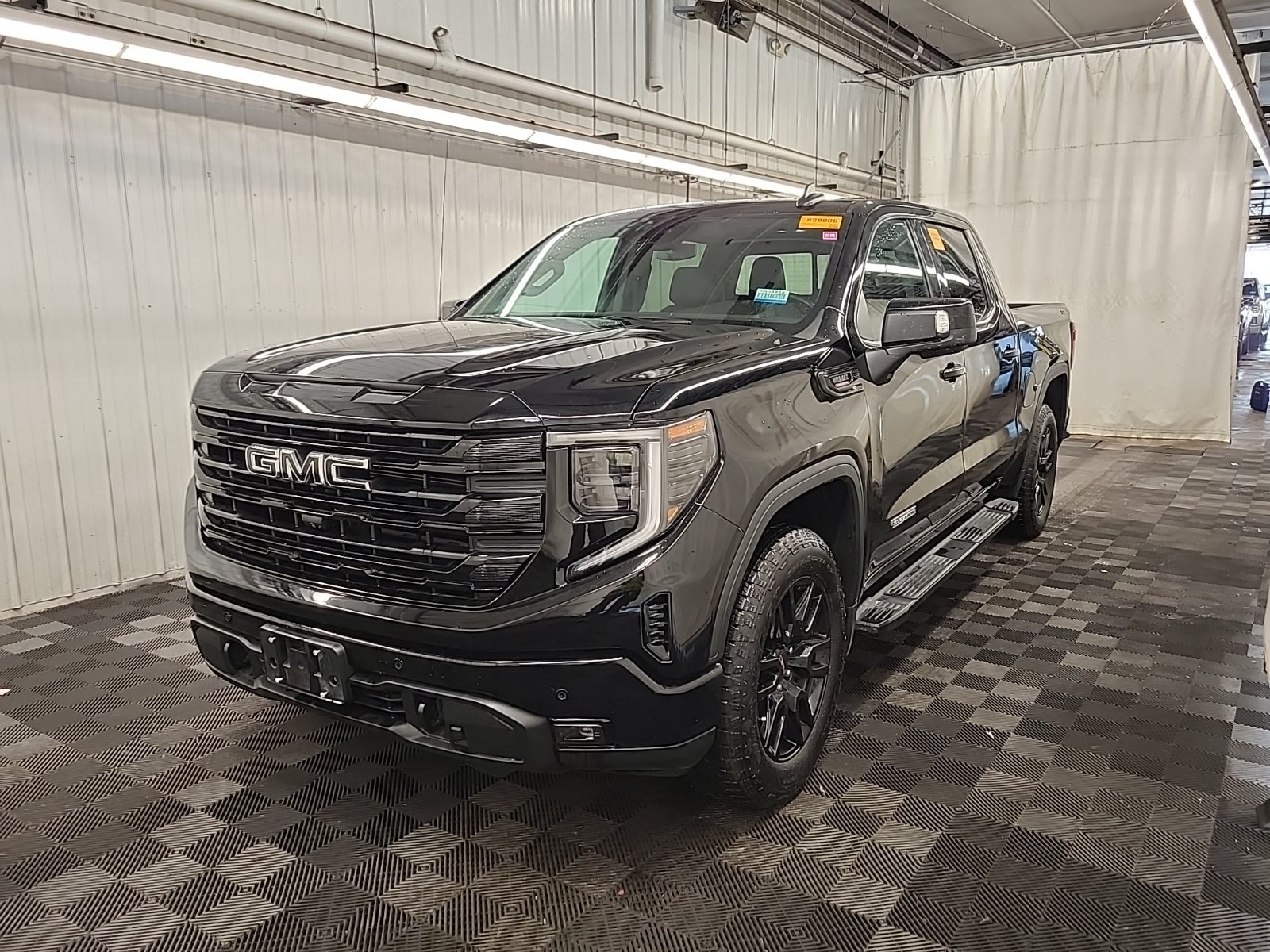 2024 GMC Sierra 1500 4WD Crew Cab 147" Elevation