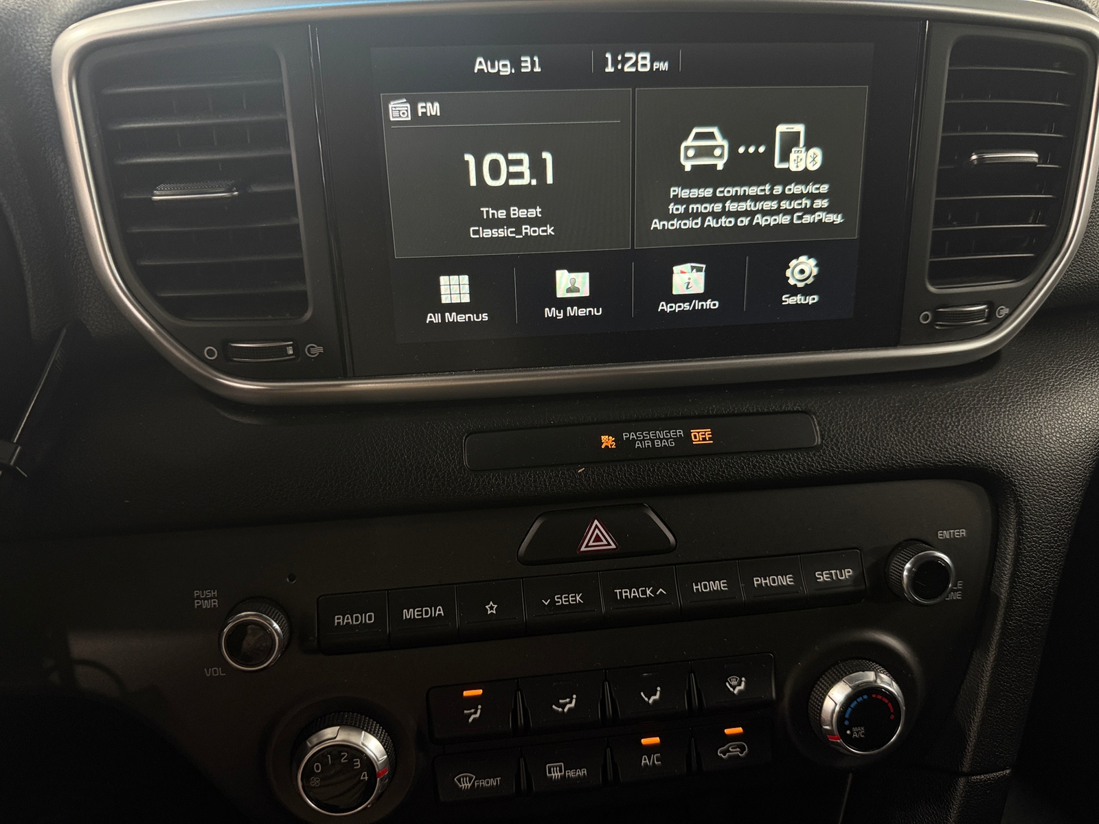 Thumbnail: 2022 Kia Sportage - 4