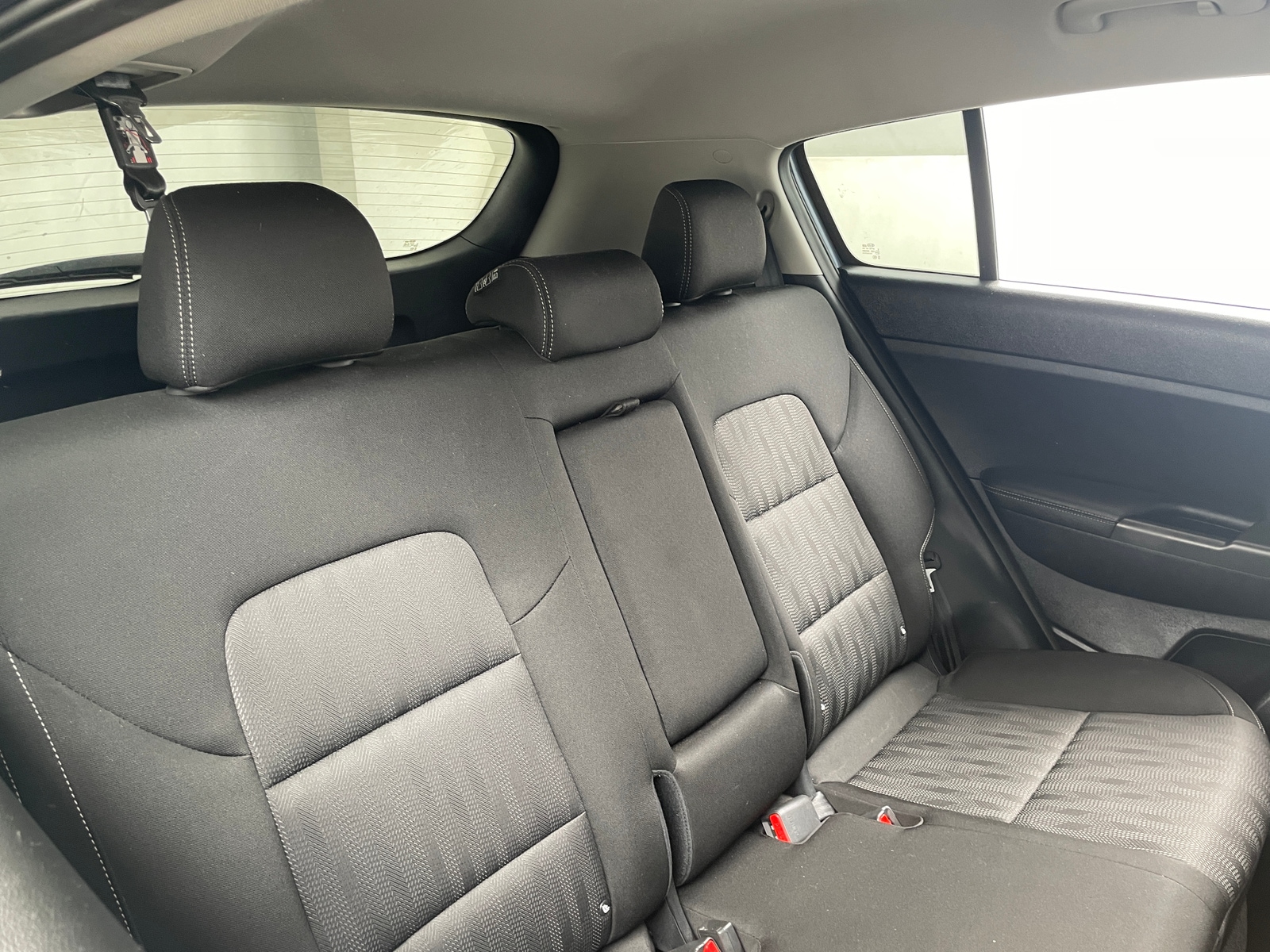 Thumbnail: 2020 Kia Sportage - 6