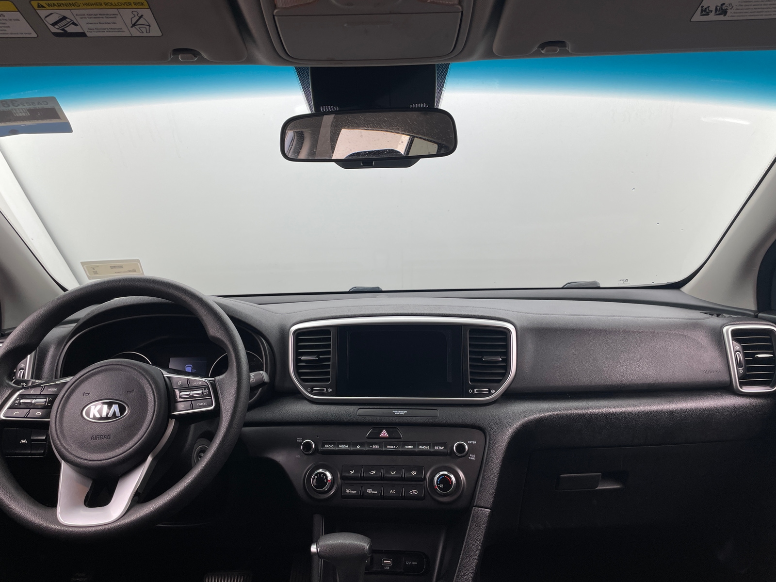 Thumbnail: 2020 Kia Sportage - 3