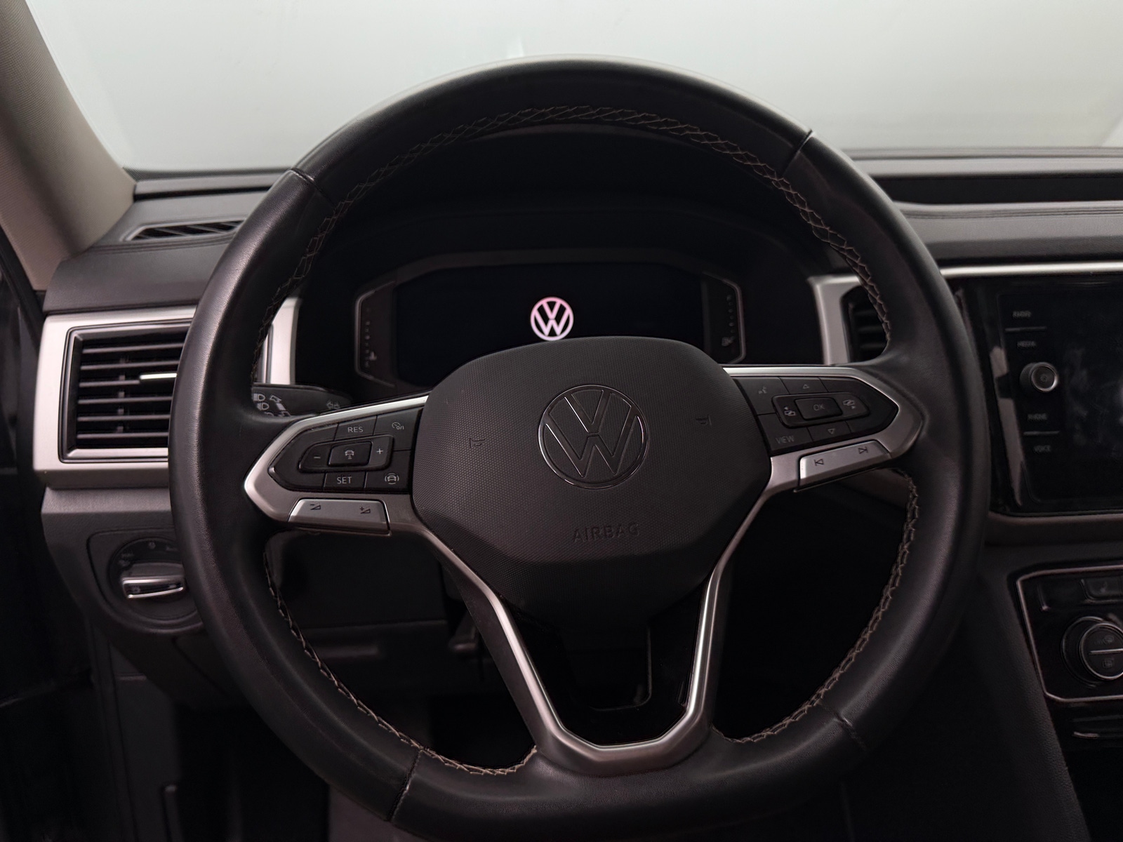 Thumbnail: 2023 Volkswagen Atlas - 5