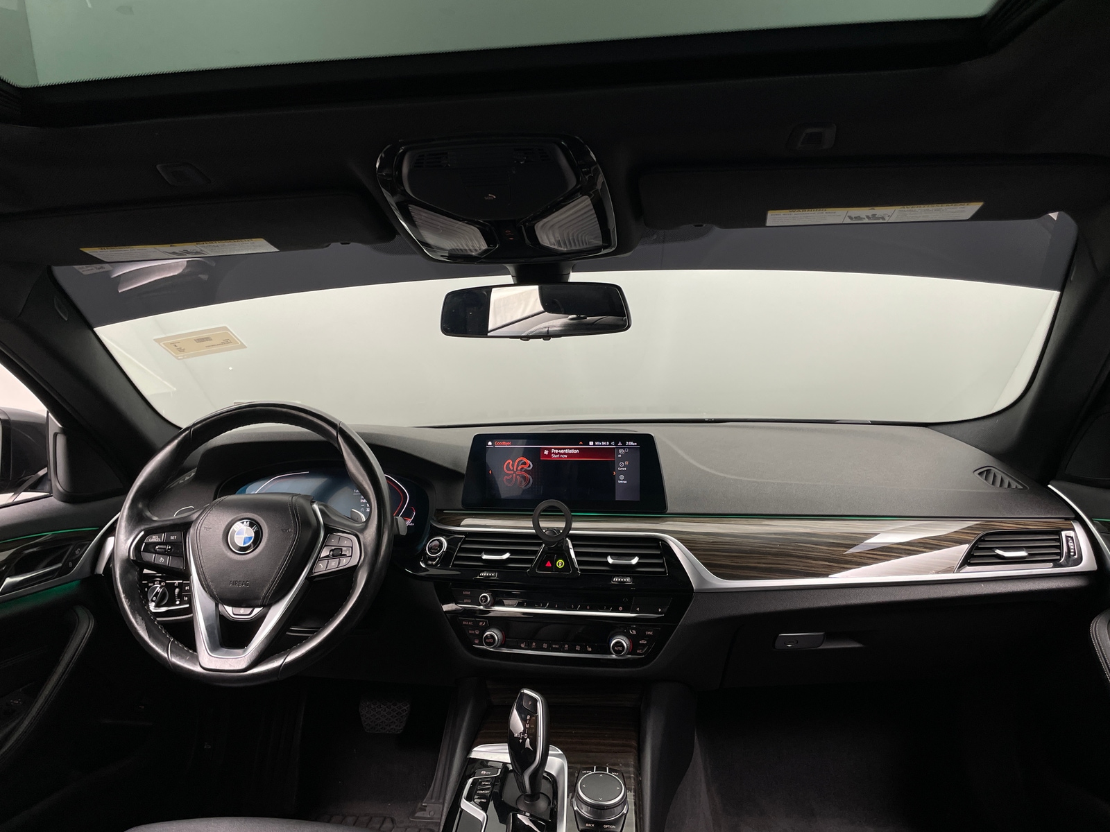Thumbnail: 2020 BMW 5 Series - 2