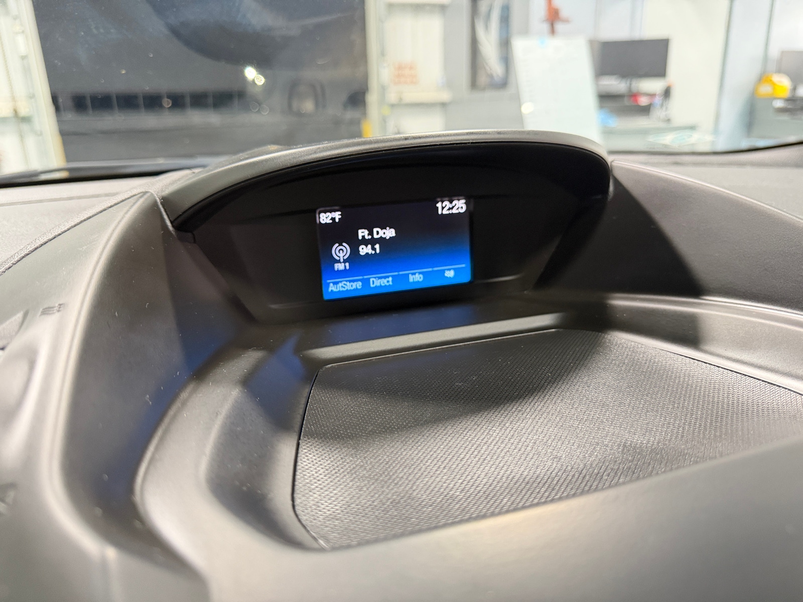 Thumbnail: 2018 Ford Escape - 4