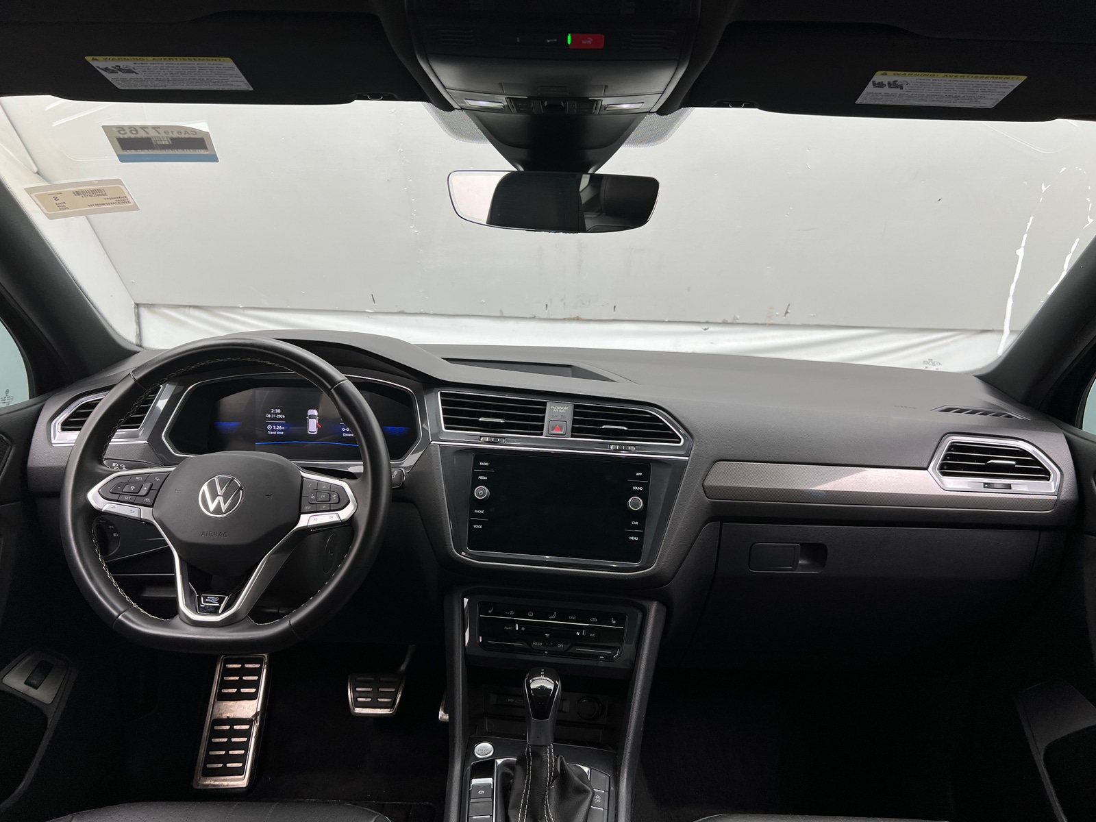 Thumbnail: 2023 Volkswagen Tiguan - 2