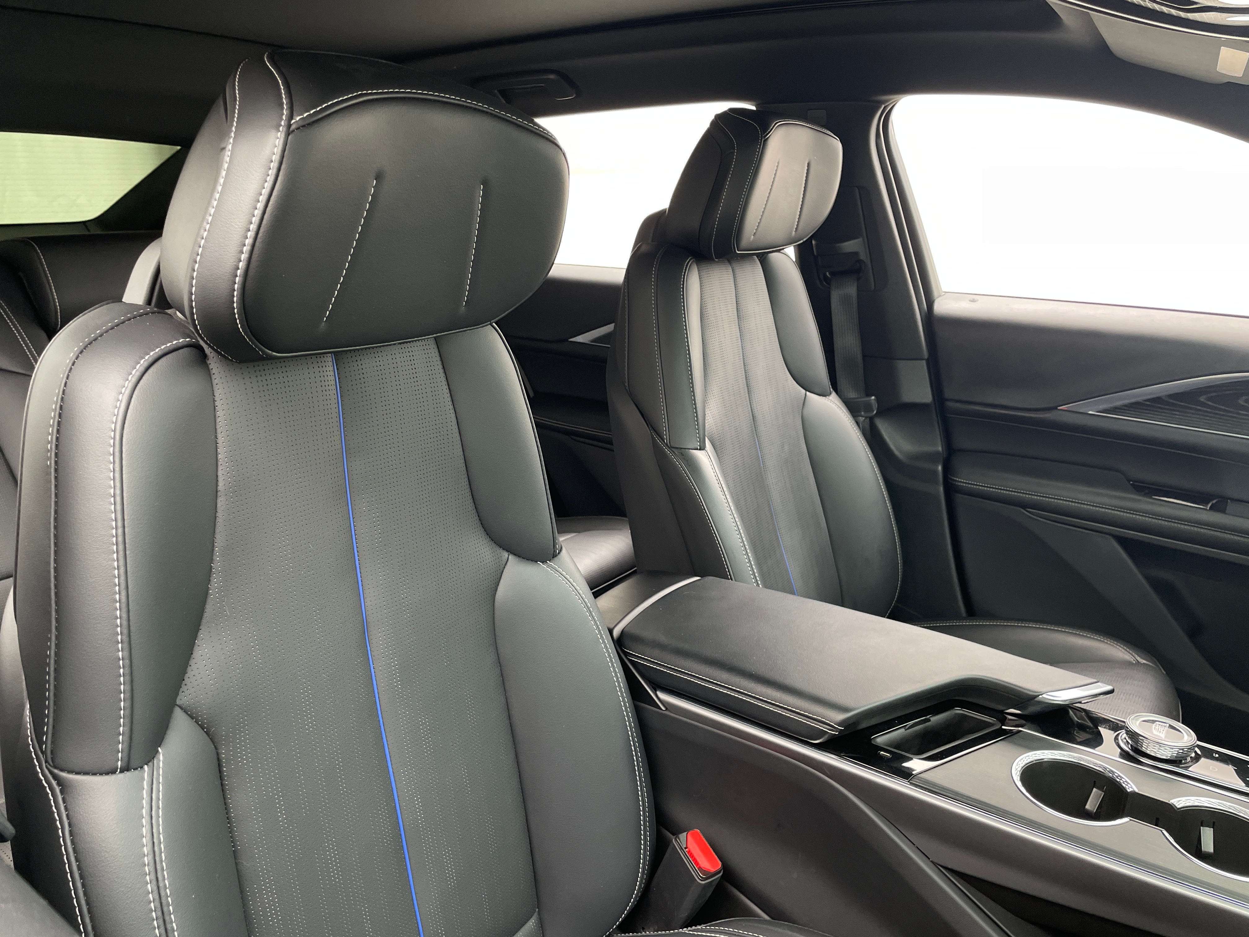 2024 Cadillac LYRIQ