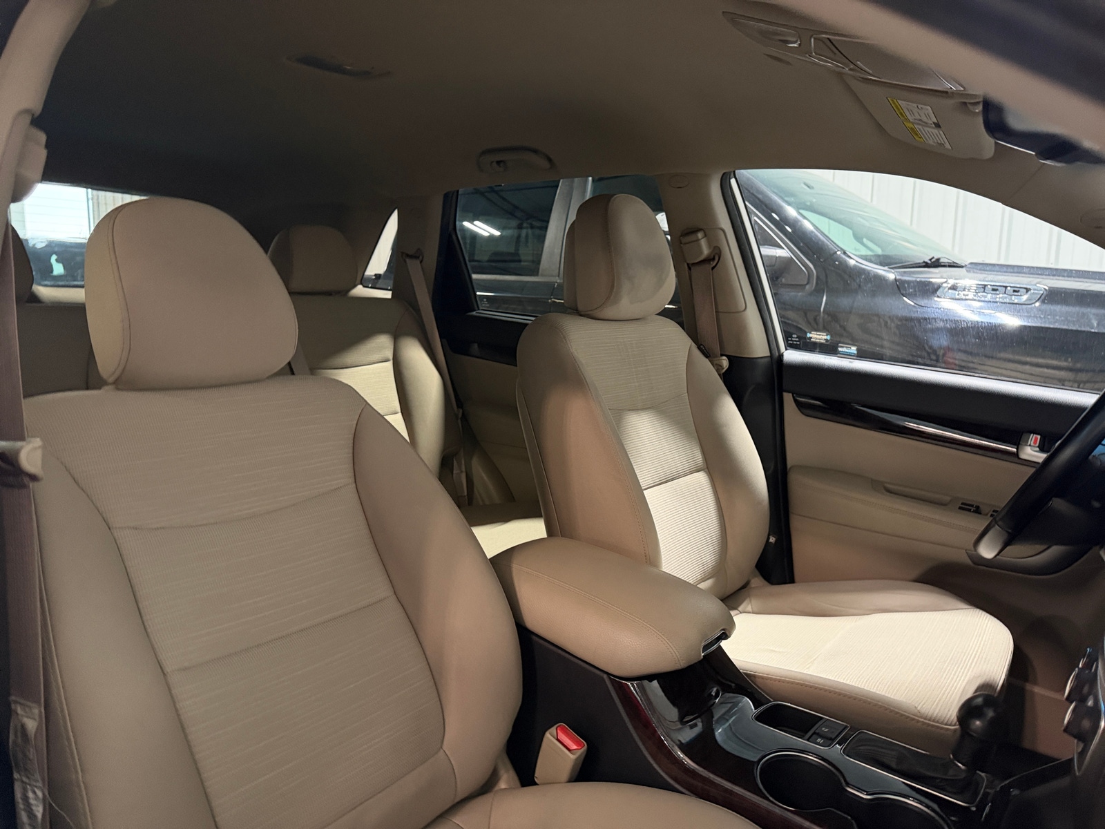 Thumbnail: 2015 Kia Sorento - 2