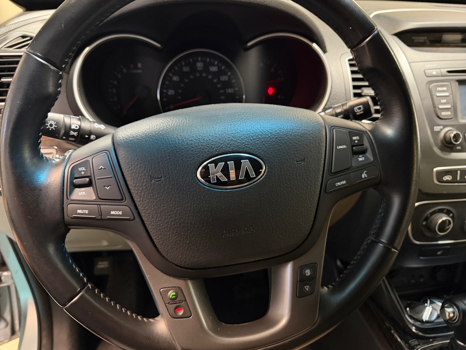 Thumbnail: 2015 Kia Sorento - 5
