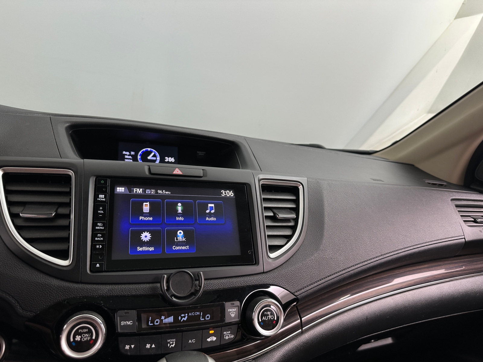 Thumbnail: 2015 Honda CR-V - 3