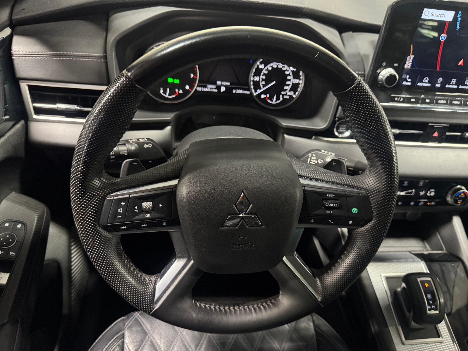 Thumbnail: 2022 Mitsubishi Outlander - 4