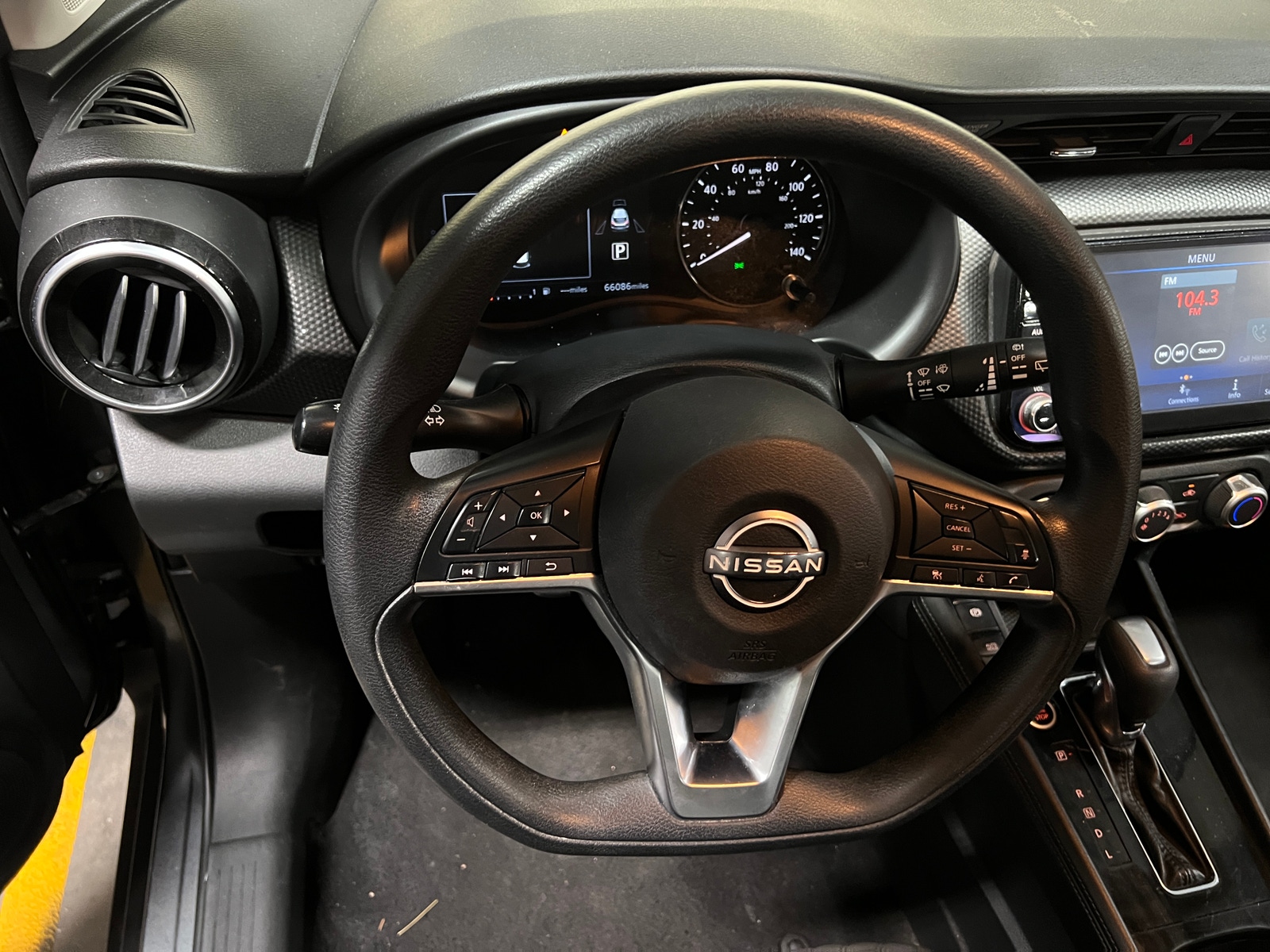 Thumbnail: 2023 Nissan Kicks - 5