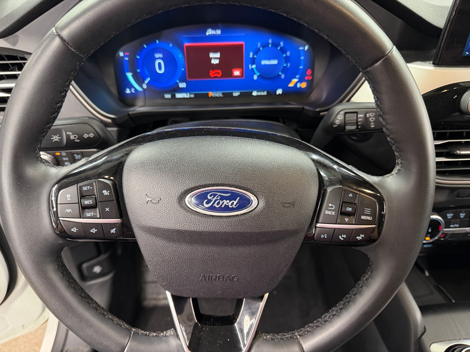 Thumbnail: 2022 Ford Escape - 4