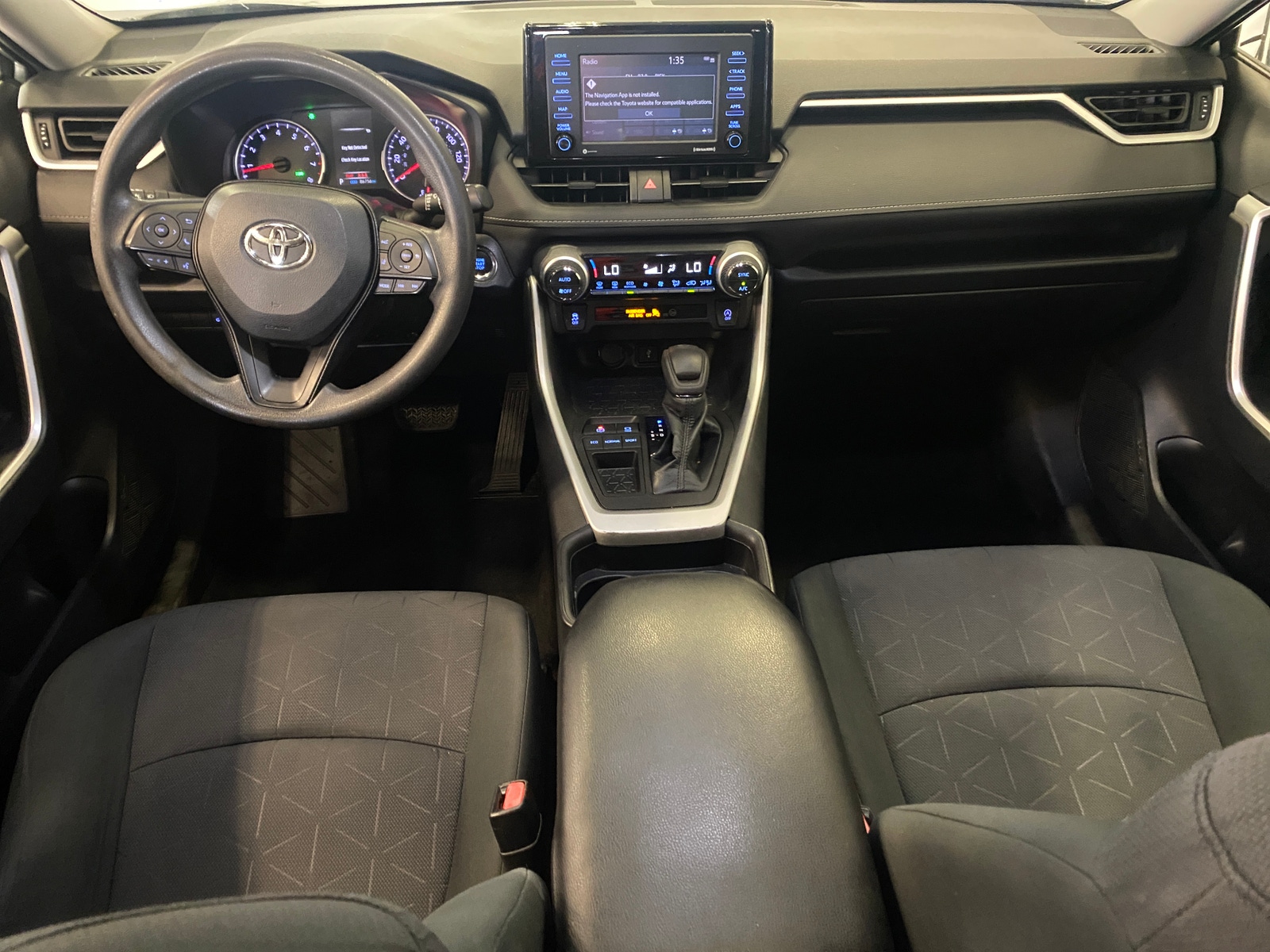 Thumbnail: 2020 Toyota RAV4 - 3