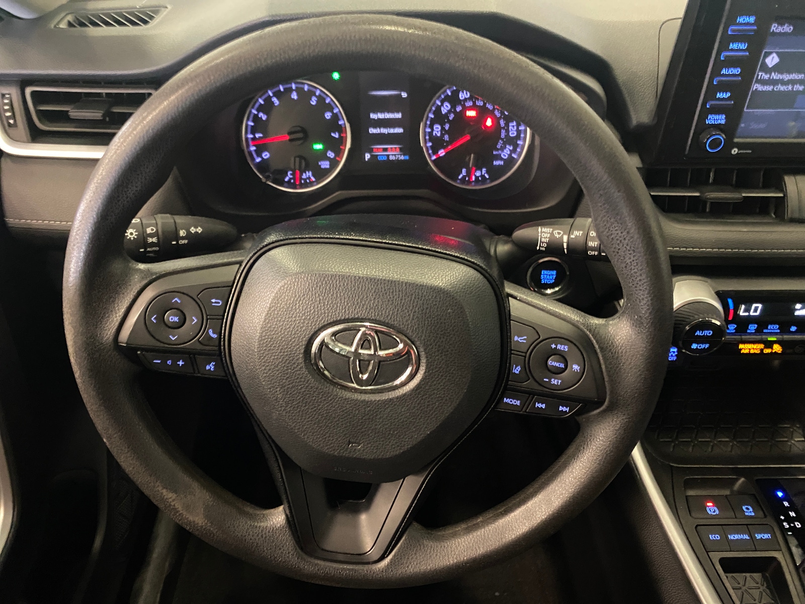 Thumbnail: 2020 Toyota RAV4 - 5