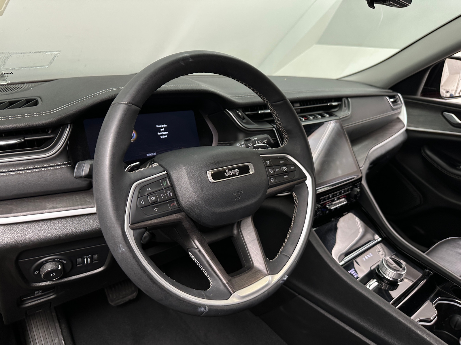 Thumbnail: 2023 Jeep Grand Cherokee L - 4