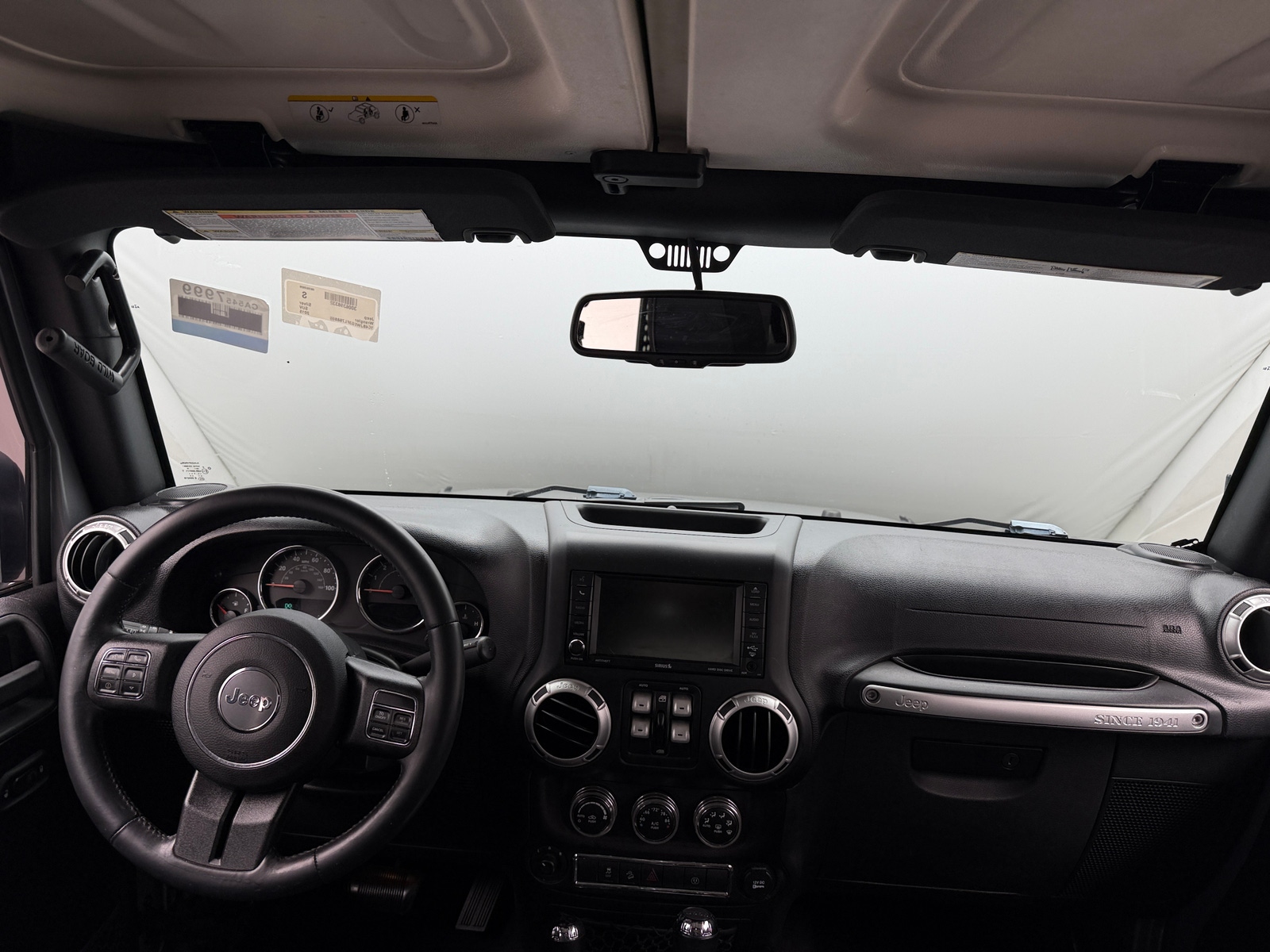 Thumbnail: 2015 Jeep Wrangler - 3