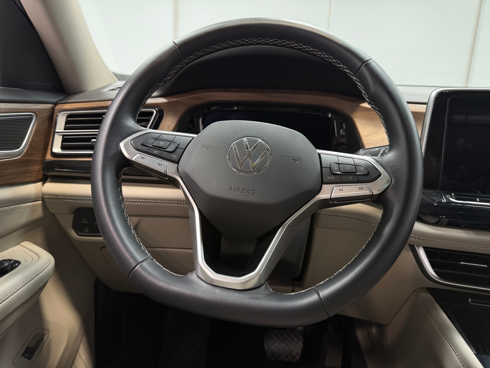 Thumbnail: 2026 Volkswagen Atlas - 5