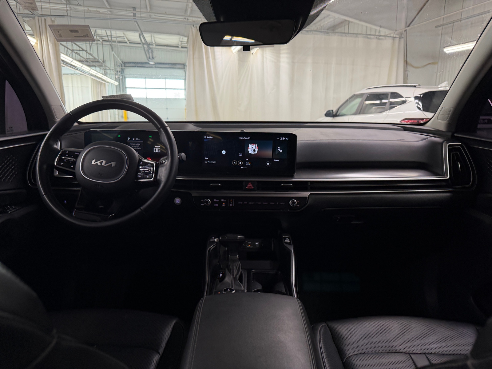 Thumbnail: 2024 Kia Sorento - 2