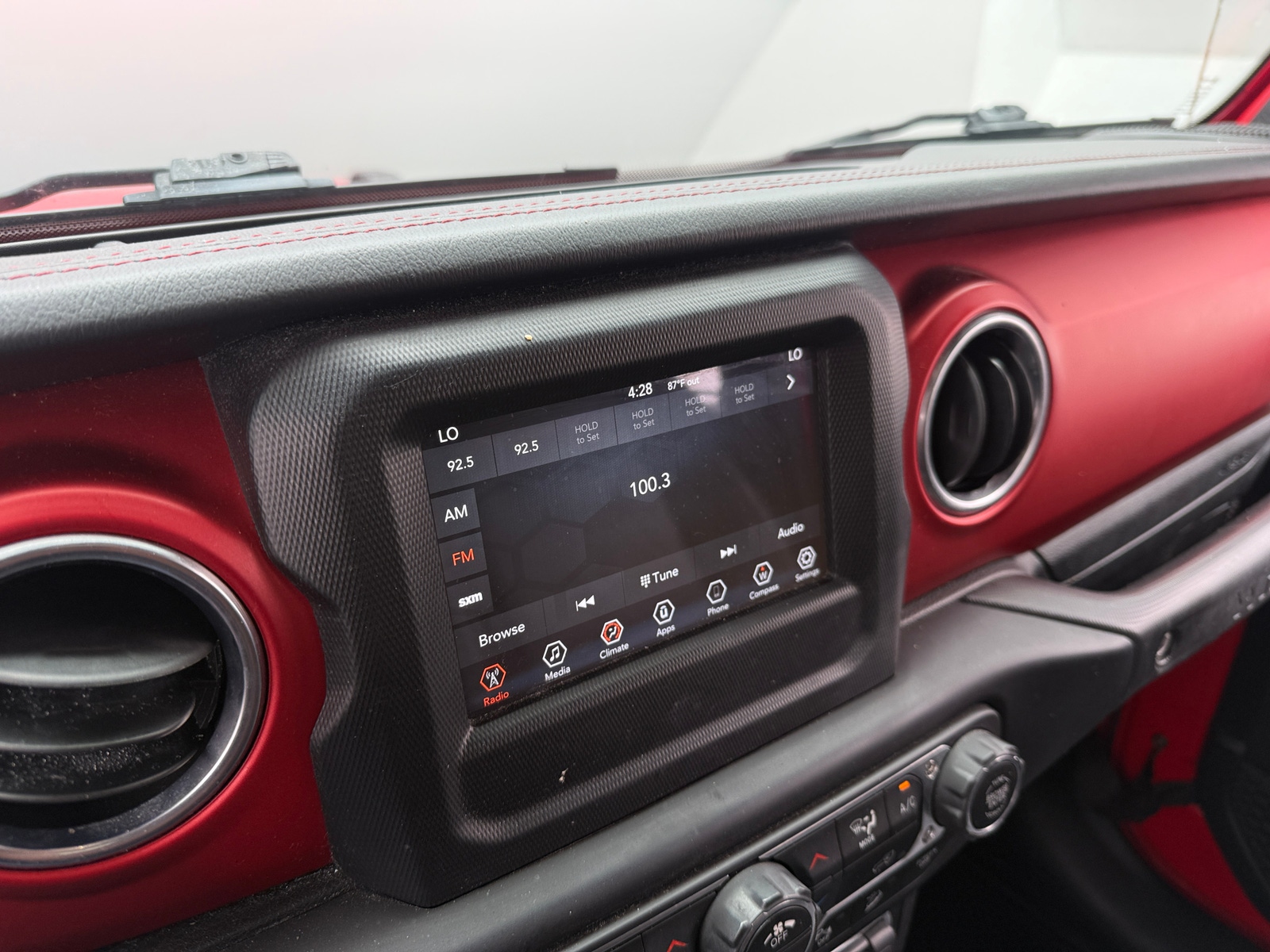 Thumbnail: 2020 Jeep Wrangler - 3