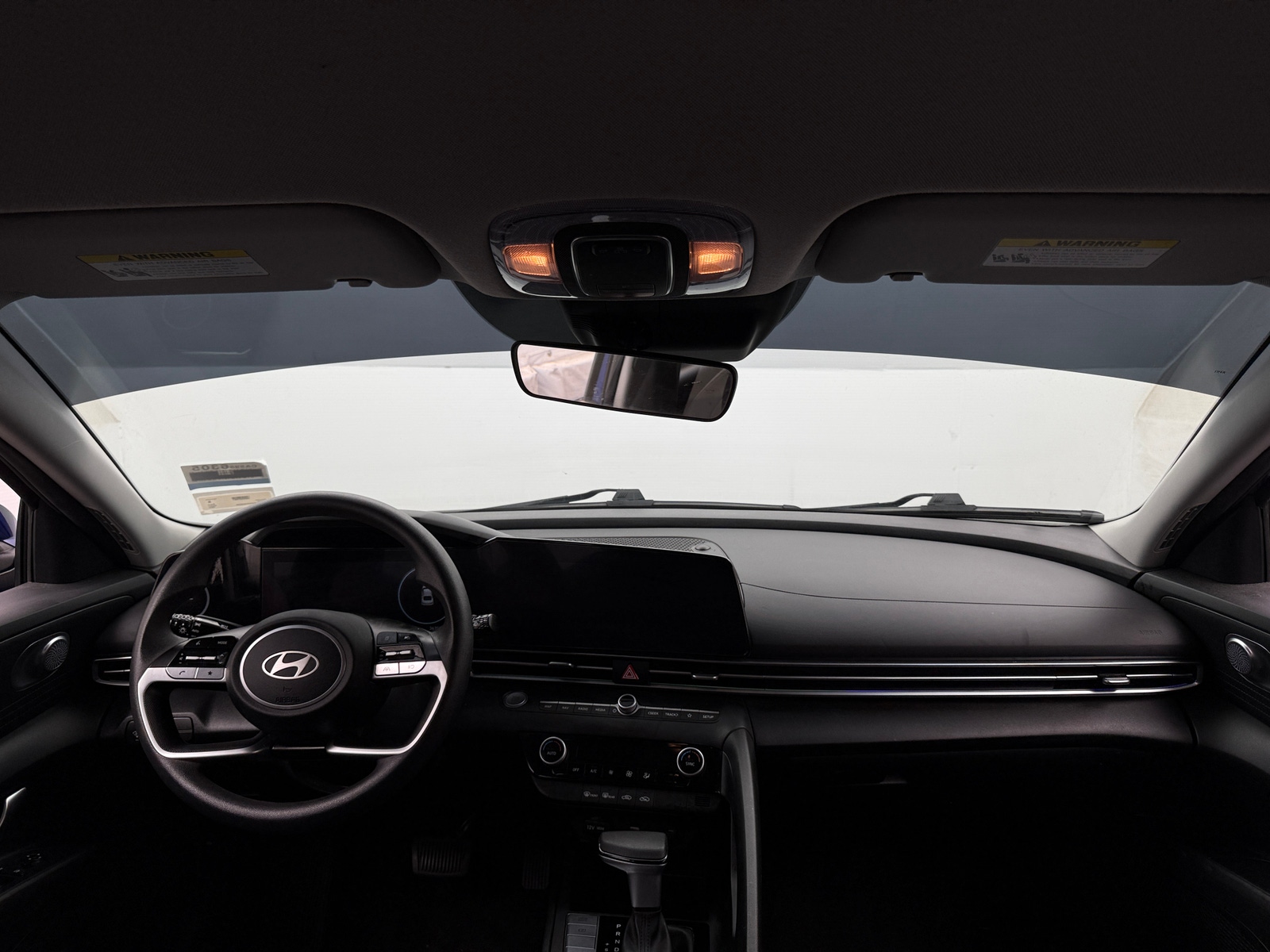 Thumbnail: 2024 Hyundai Elantra - 3