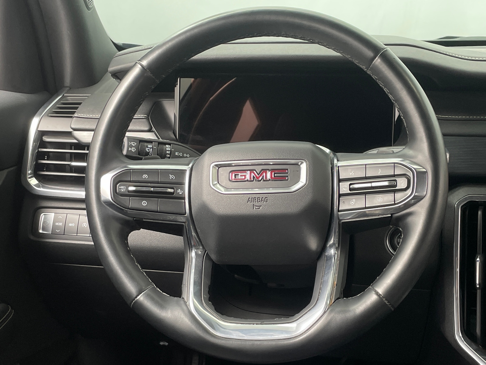 Thumbnail: 2024 GMC Acadia - 4