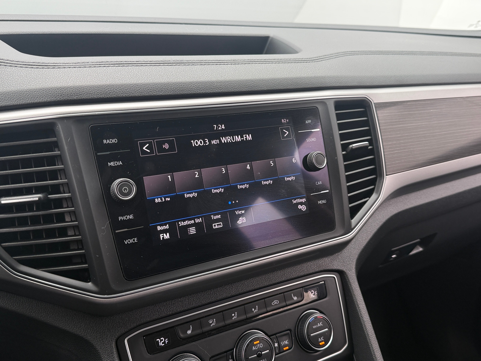 Thumbnail: 2019 Volkswagen Atlas - 4