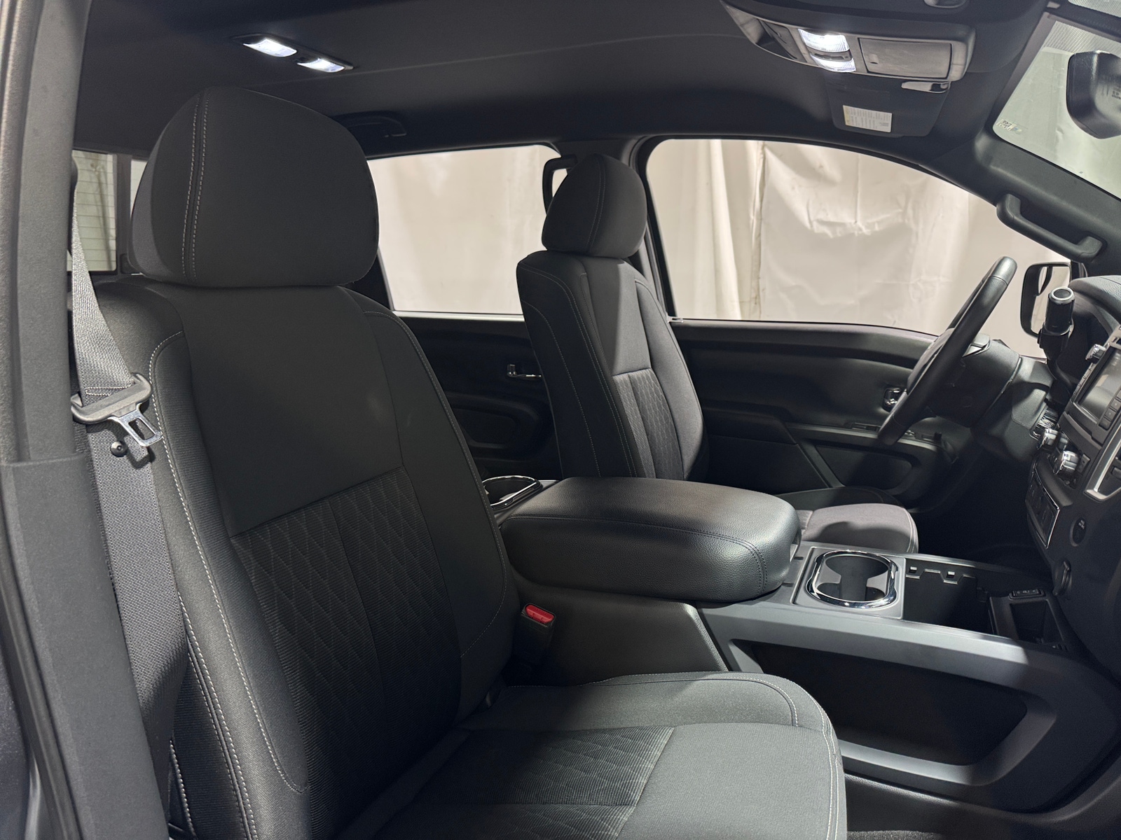 Thumbnail: 2019 Nissan Titan - 2