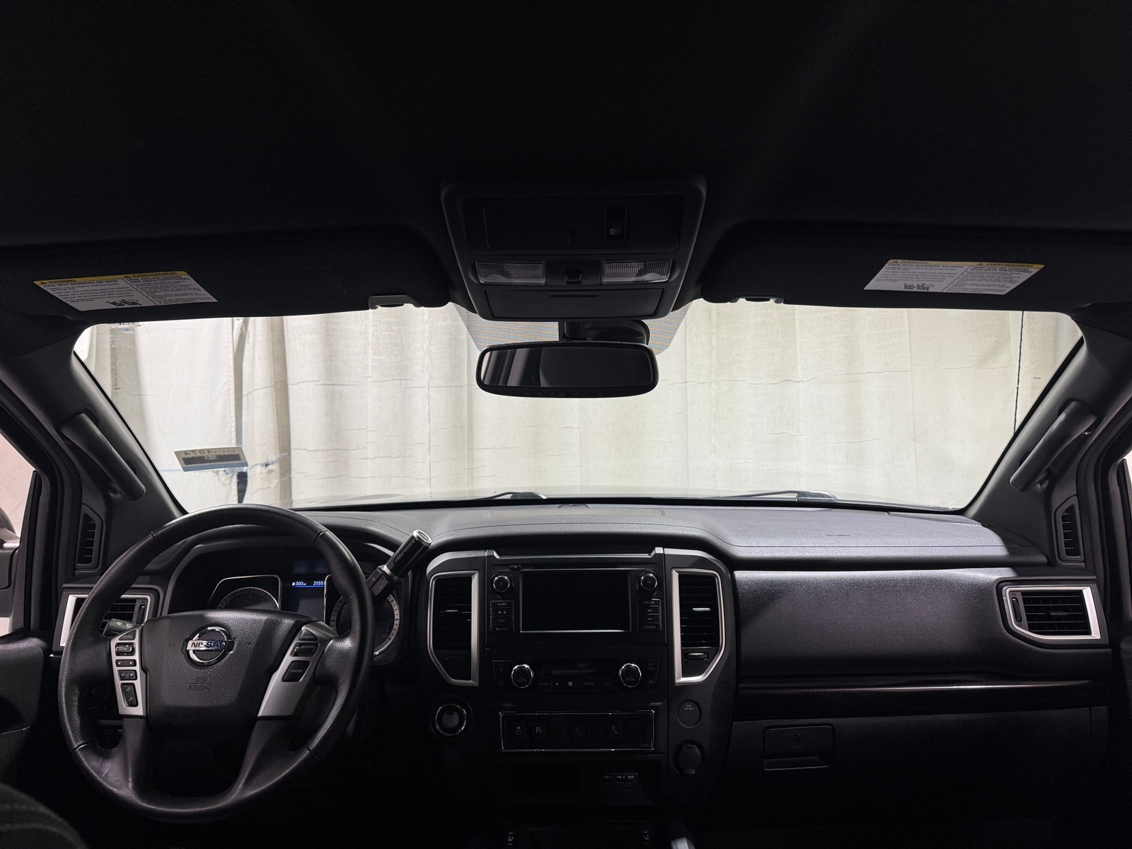 Thumbnail: 2019 Nissan Titan - 3