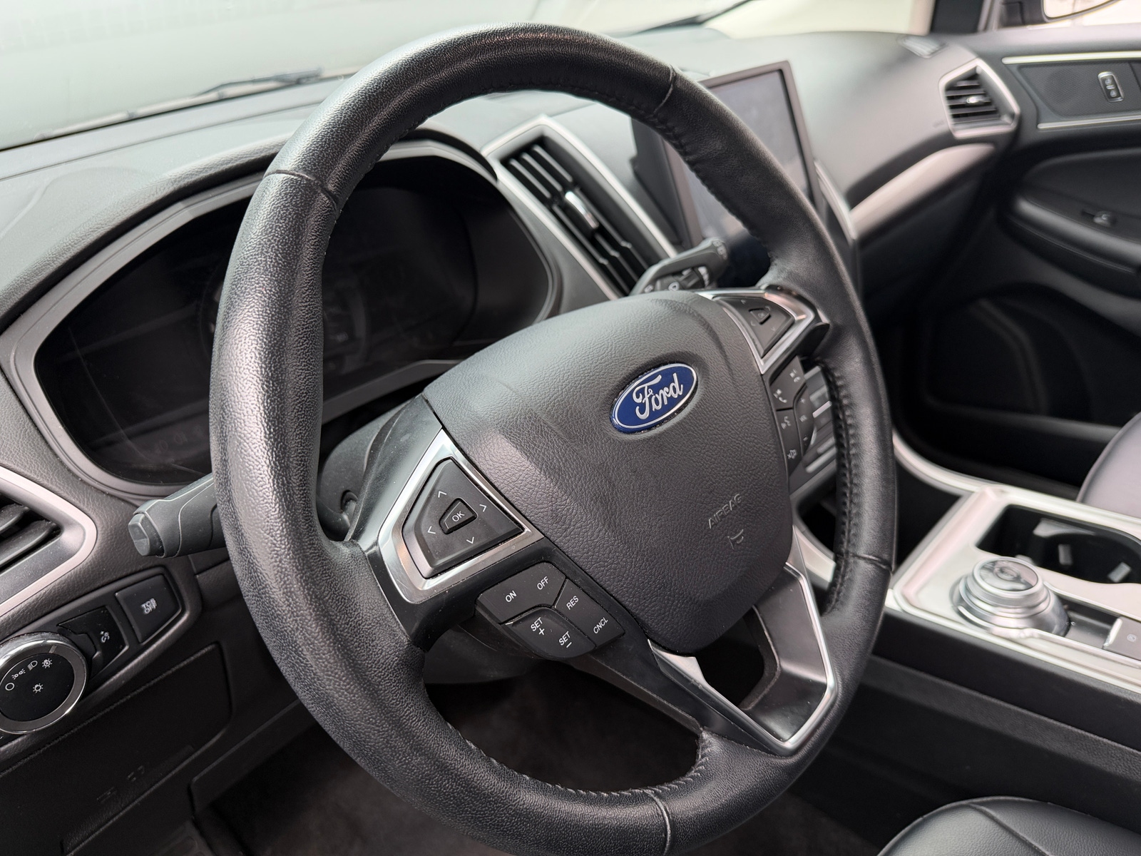 Thumbnail: 2024 Ford Edge - 4