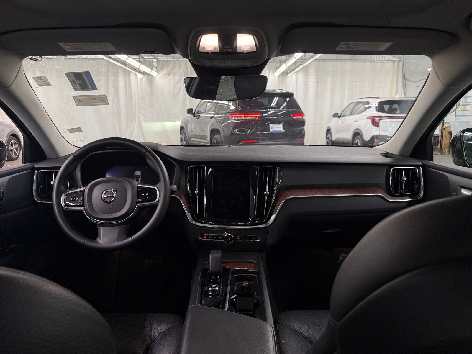 Thumbnail: 2024 Volvo S60 - 2