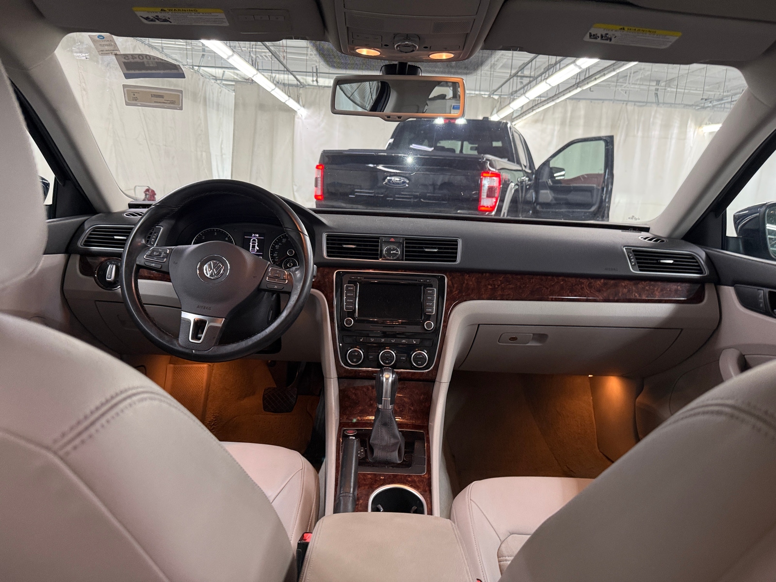 Thumbnail: 2013 Volkswagen Passat - 3