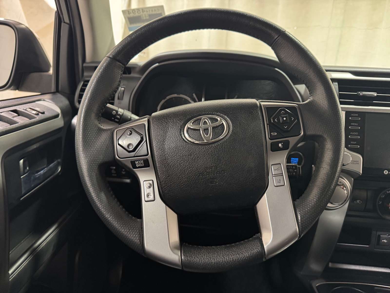 Thumbnail: 2022 Toyota 4Runner - 5