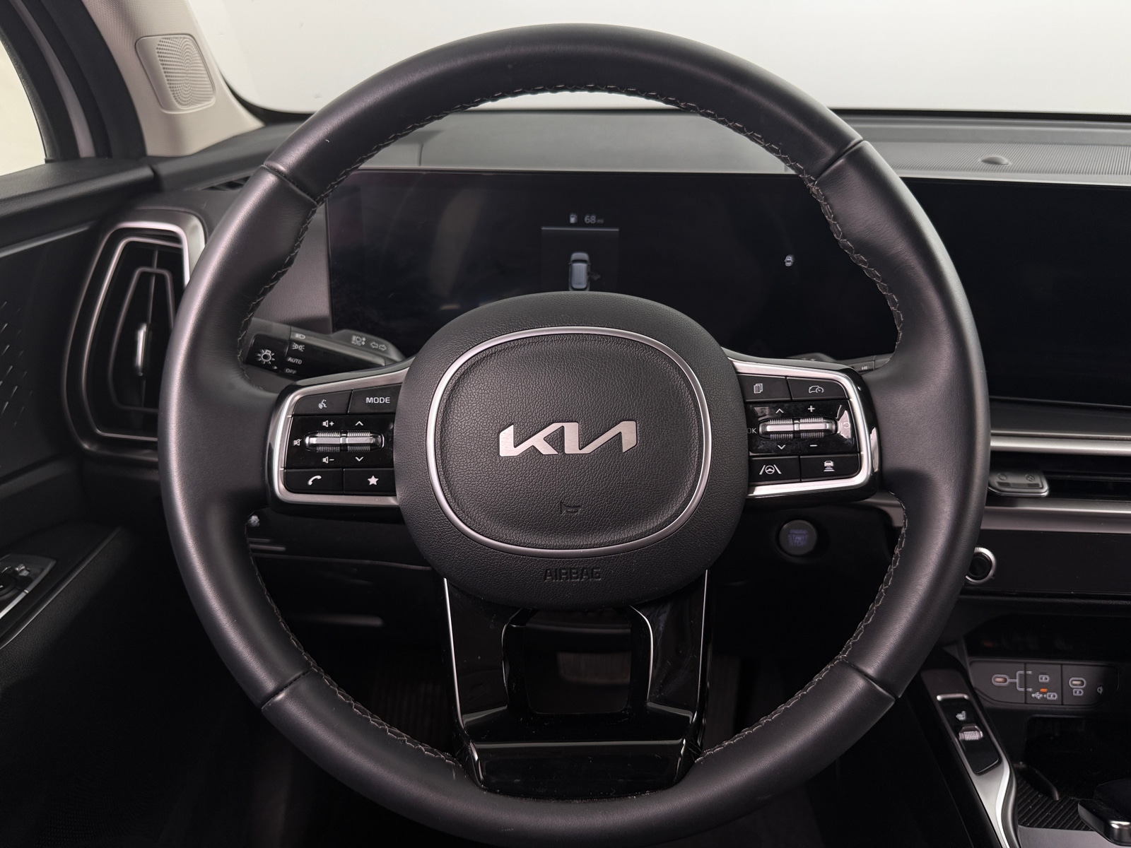 Thumbnail: 2025 Kia Sorento - 4