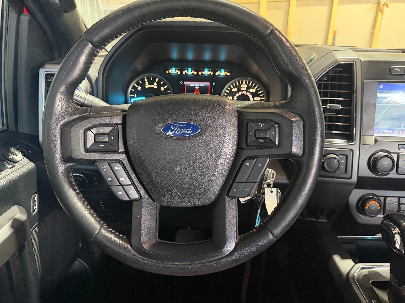 Thumbnail: 2019 Ford Econoline - 5