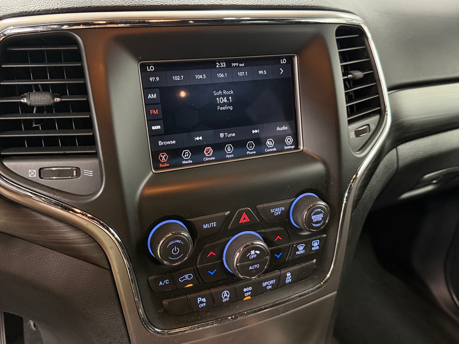 Thumbnail: 2021 Jeep Grand Cherokee - 4