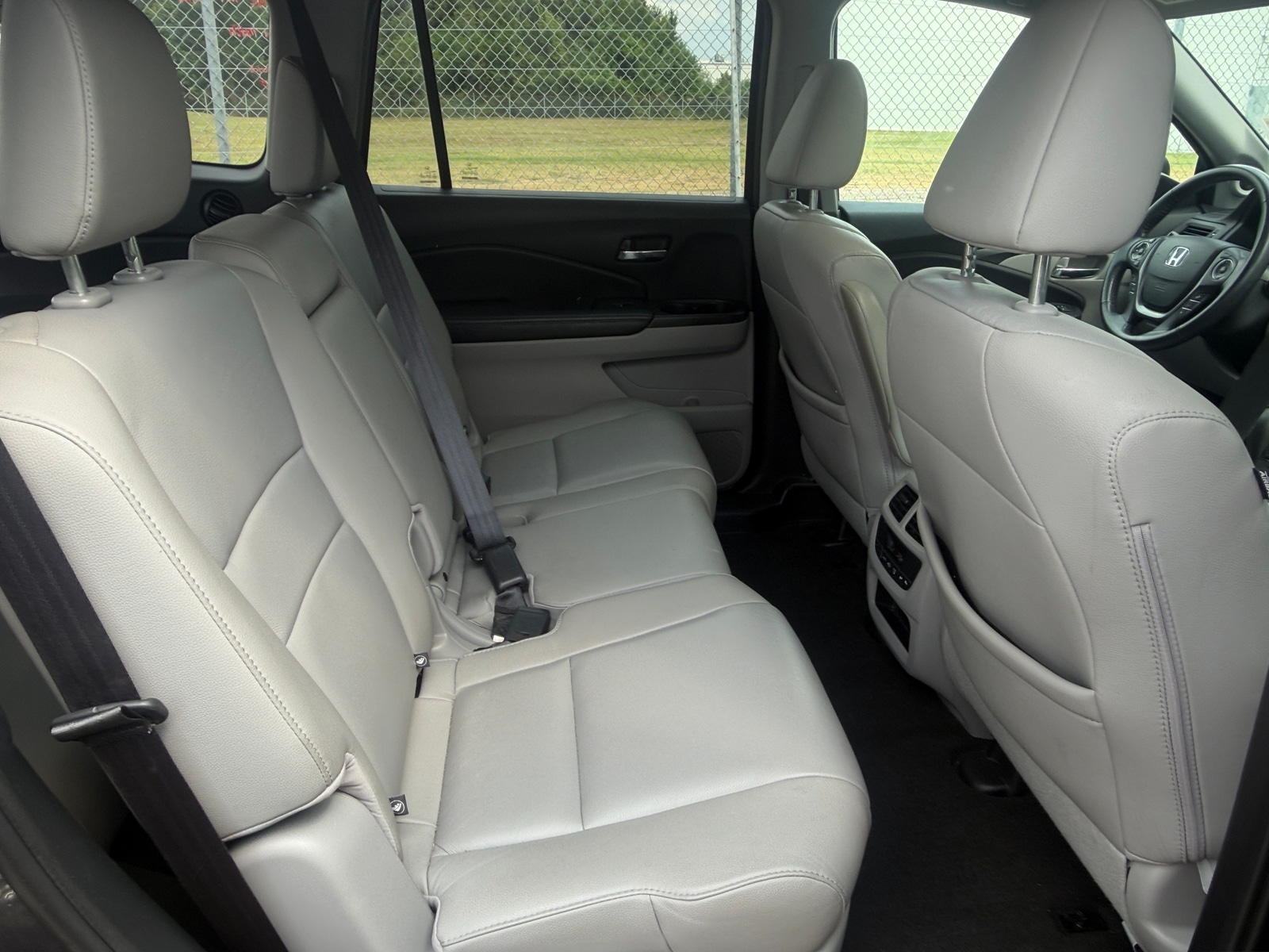 Thumbnail: 2016 Honda Pilot - 5