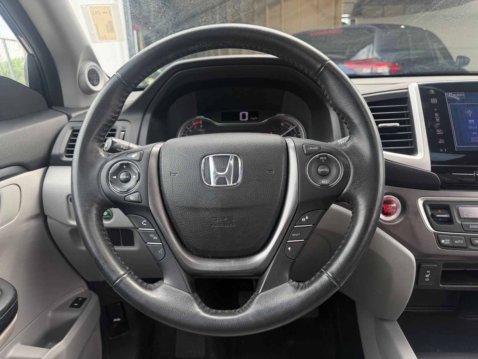 Thumbnail: 2016 Honda Pilot - 4