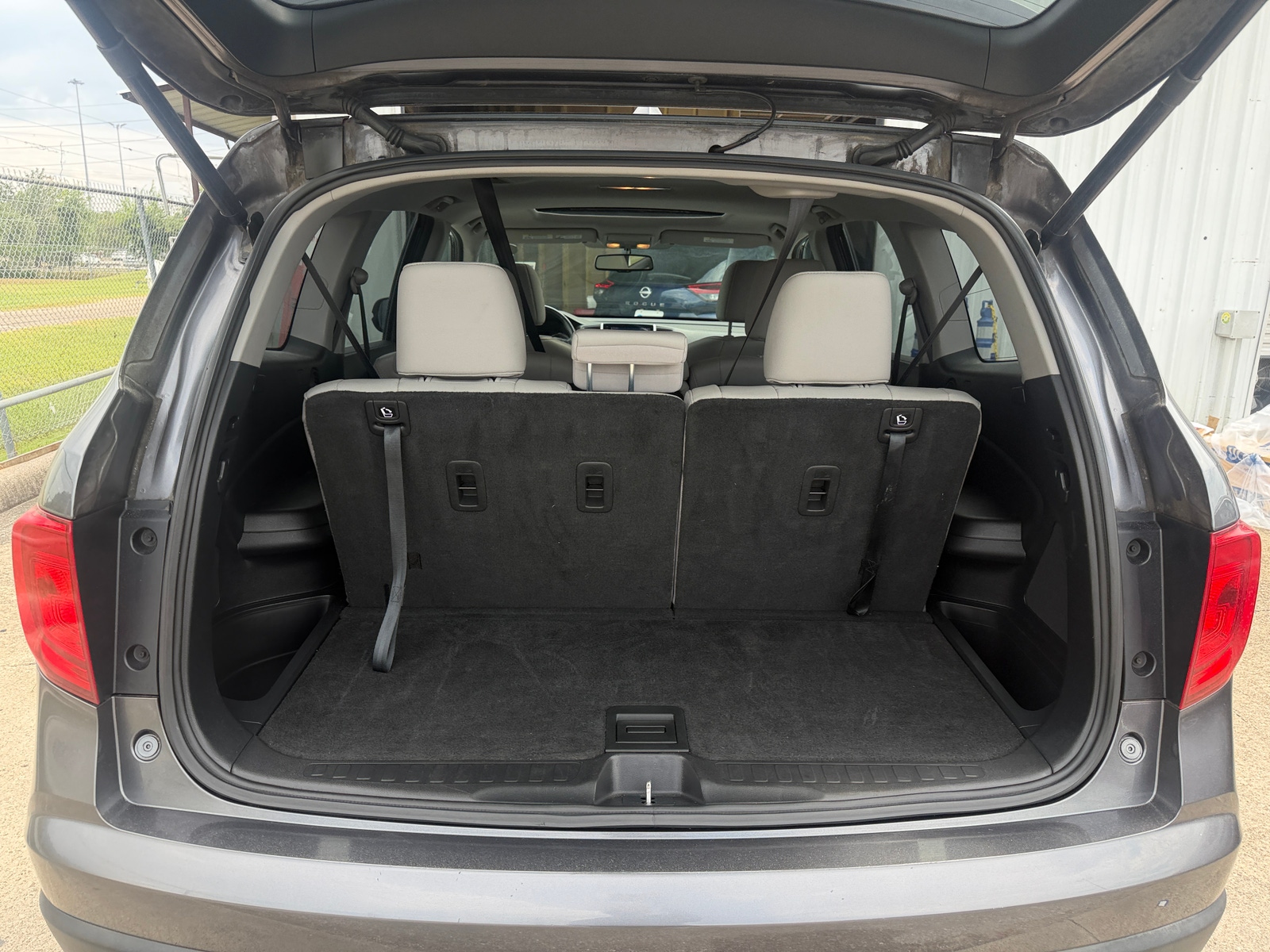 Thumbnail: 2016 Honda Pilot - 6