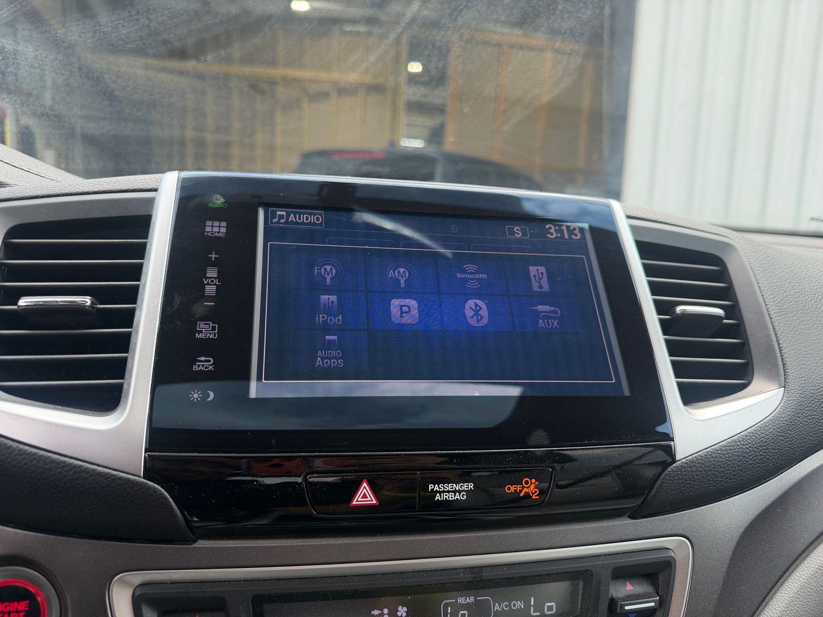 Thumbnail: 2016 Honda Pilot - 3