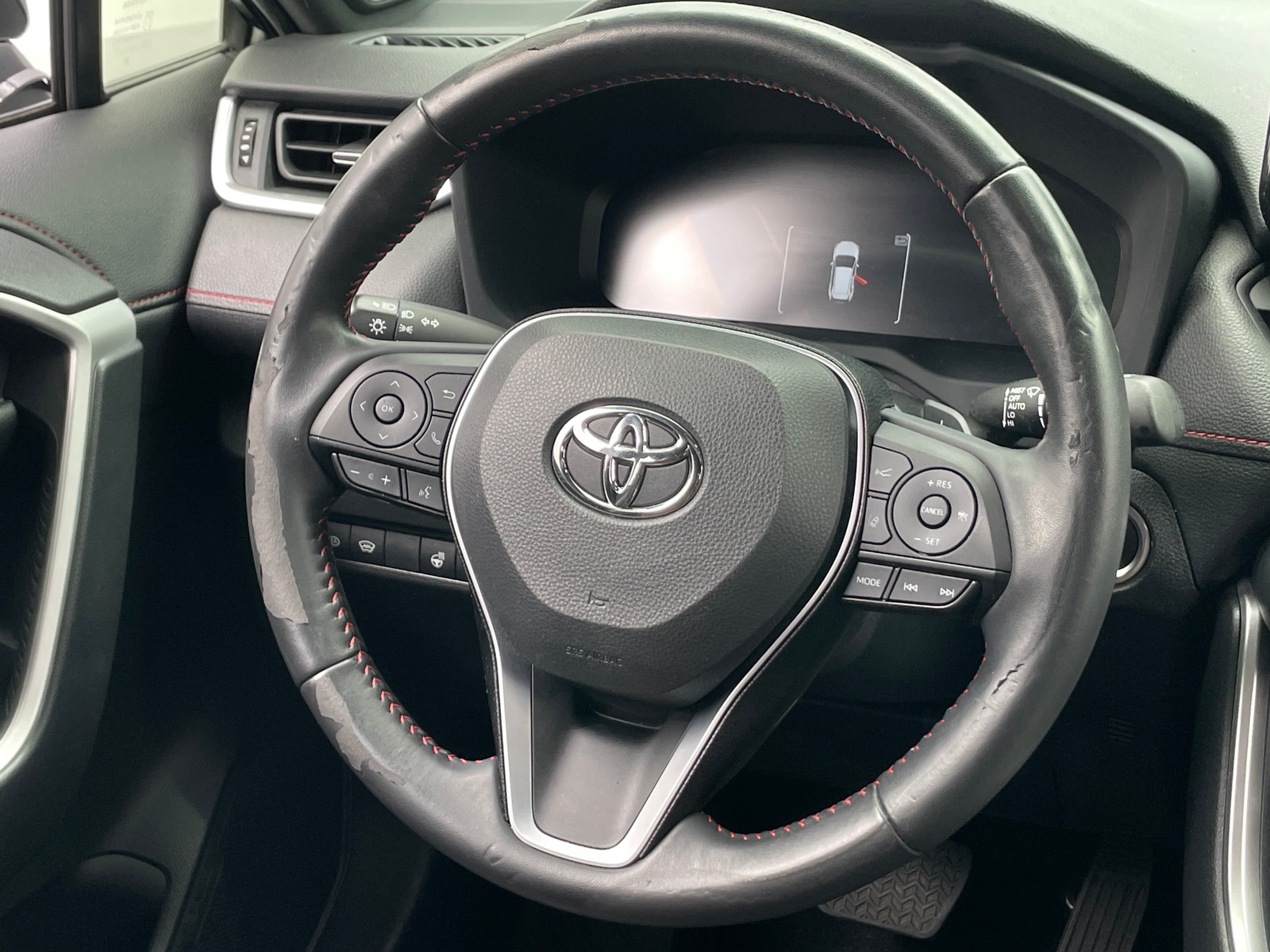 Thumbnail: 2023 Toyota RAV4 - 5