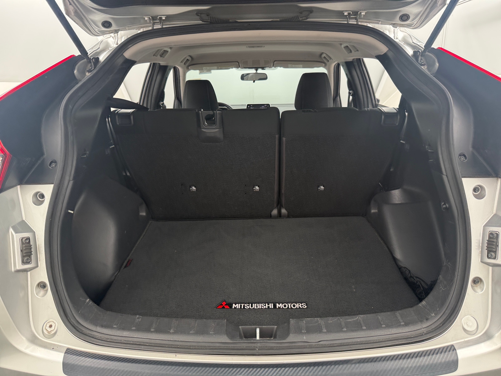 Thumbnail: 2018 Mitsubishi Eclipse Cross - 7