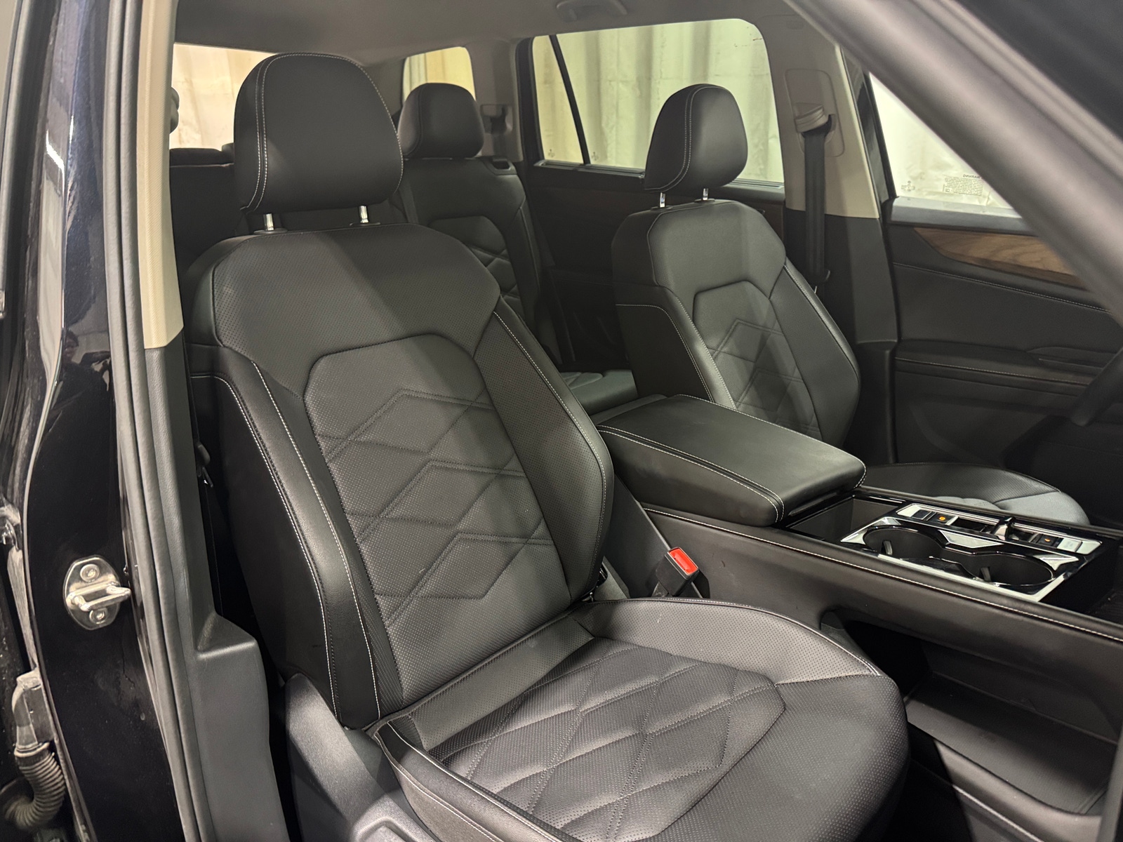 Thumbnail: 2026 Volkswagen Atlas - 2