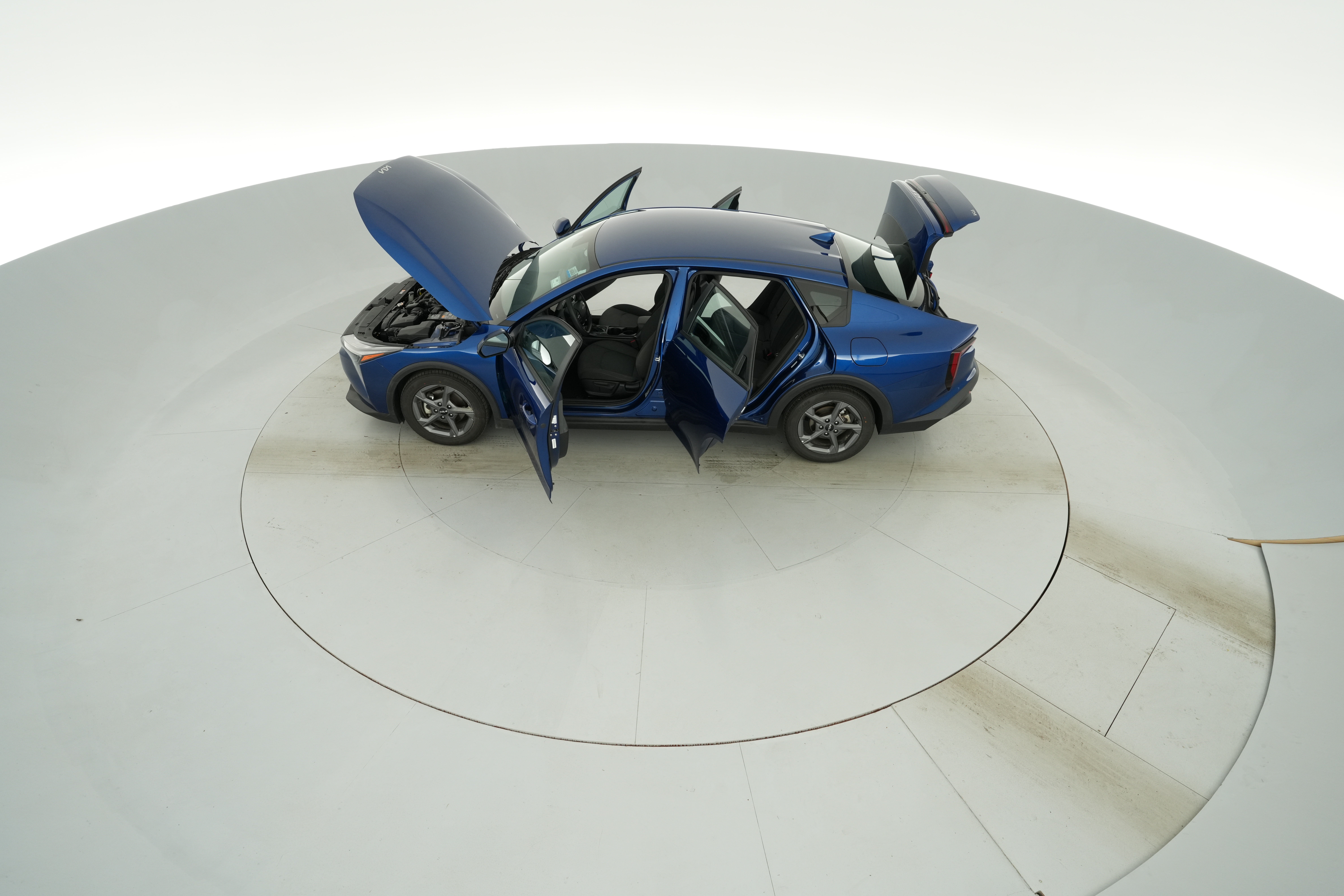 2025 Kia K4 LXS - Photo 42