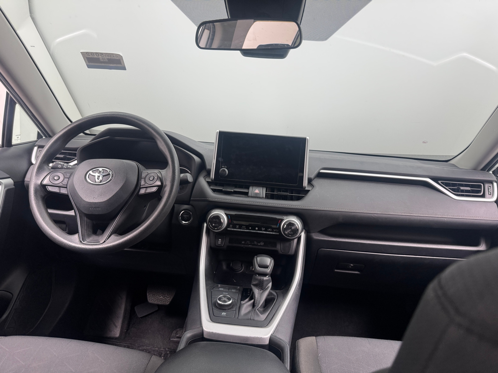 Thumbnail: 2025 Toyota RAV4 - 3