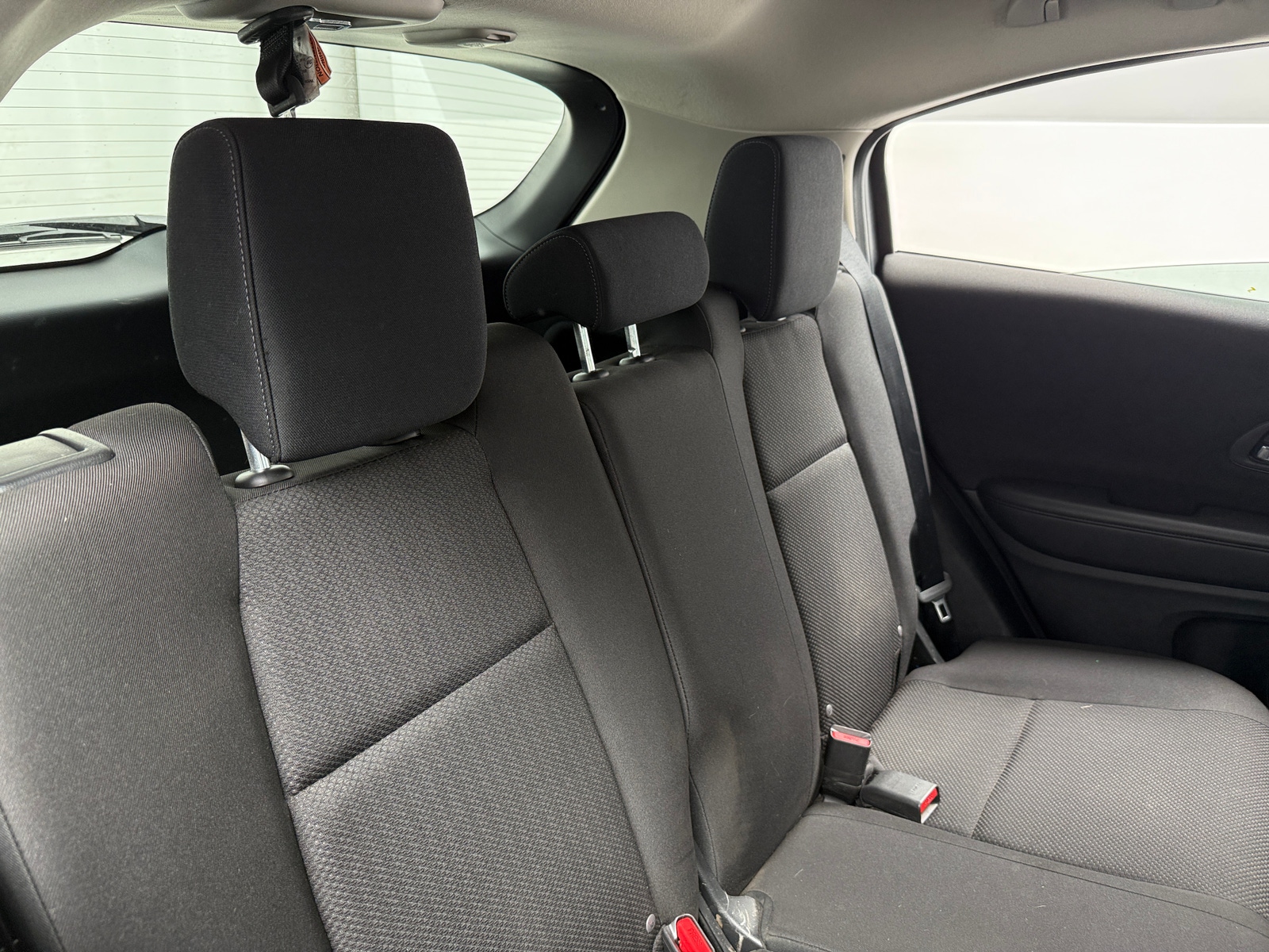 Thumbnail: 2017 Honda HR-V - 6