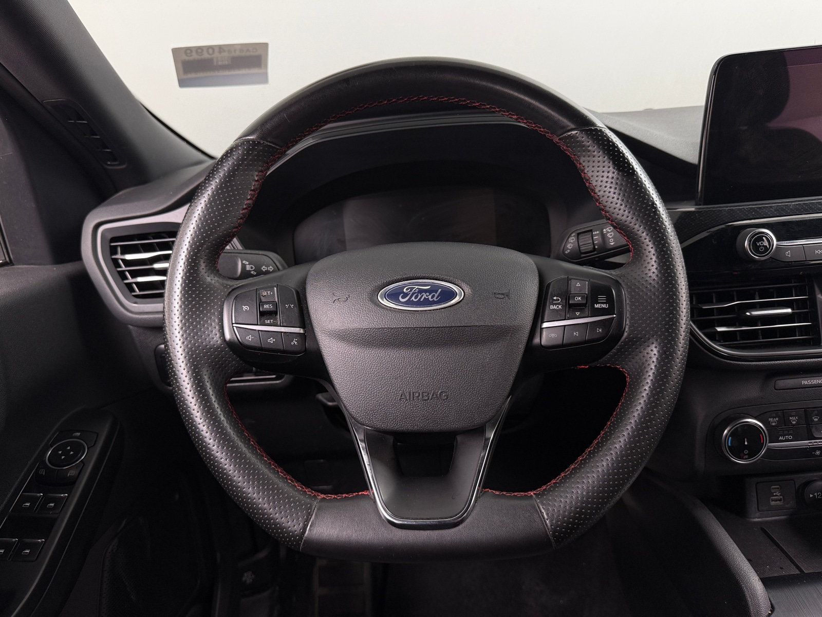 Thumbnail: 2023 Ford Escape - 5