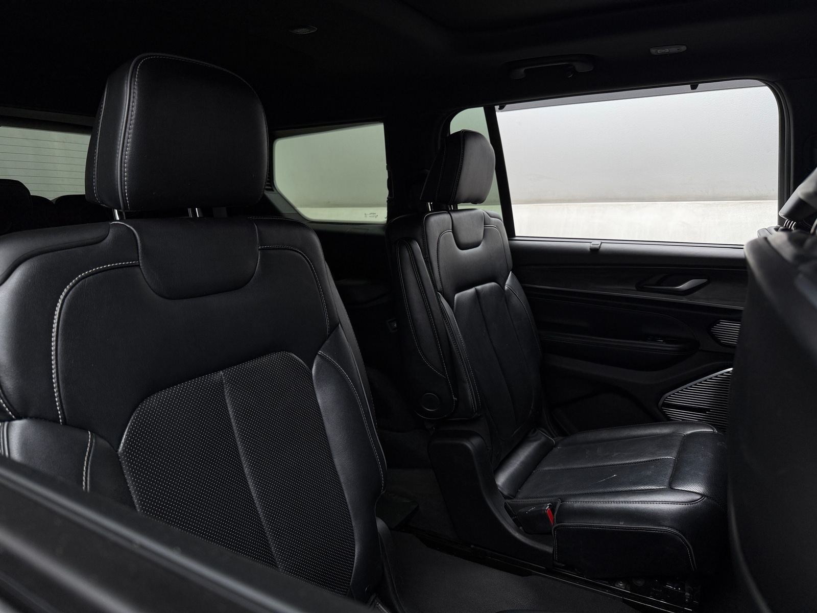 Thumbnail: 2021 Jeep Grand Cherokee L - 5