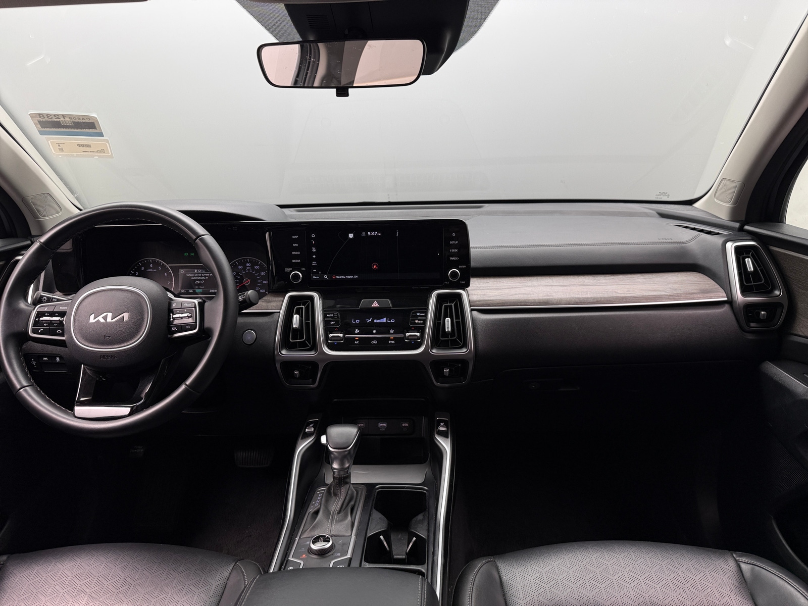 Thumbnail: 2022 Kia Sorento - 2